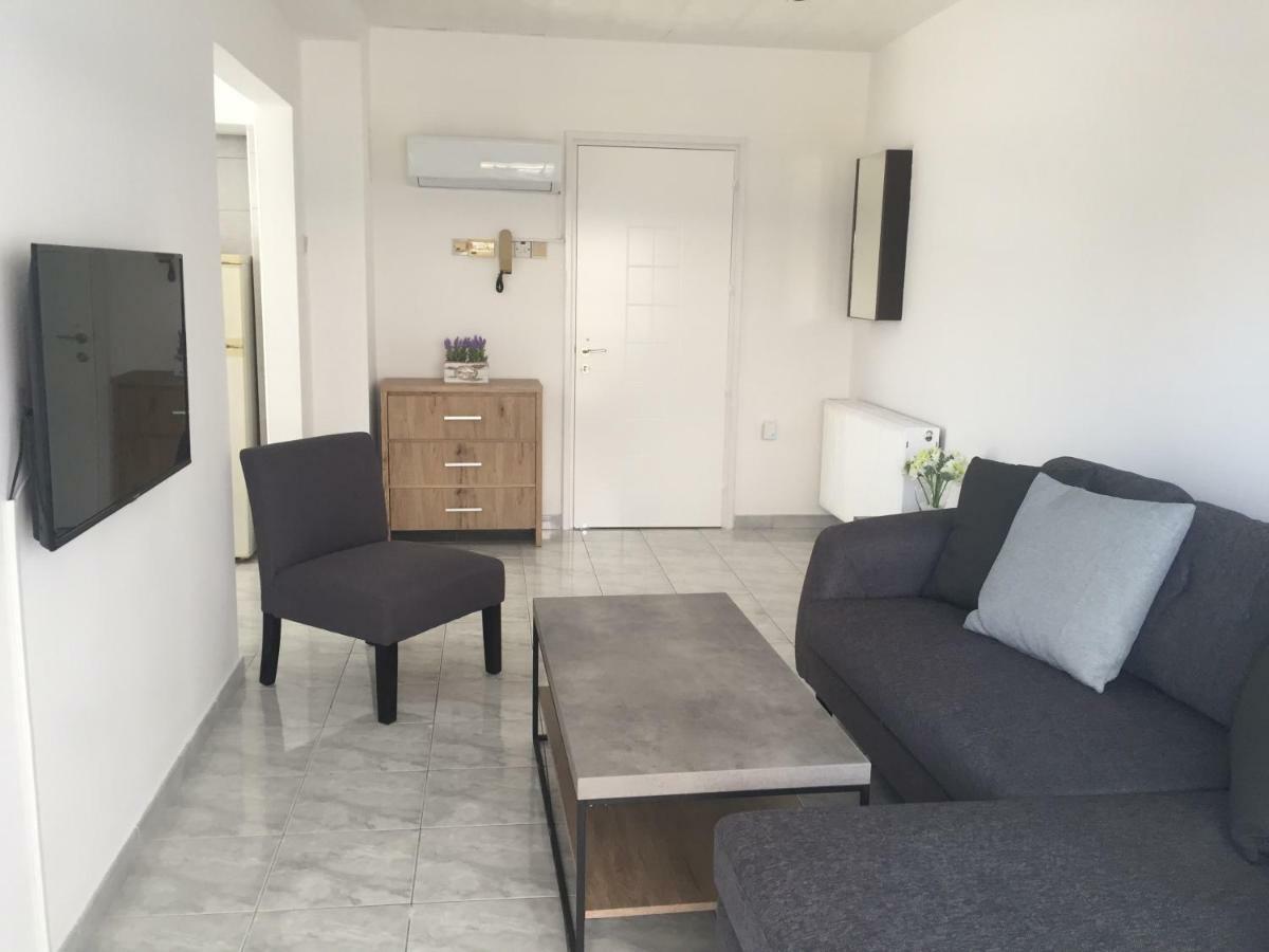 Modern Apartment In Paphos Town Centre מראה חיצוני תמונה
