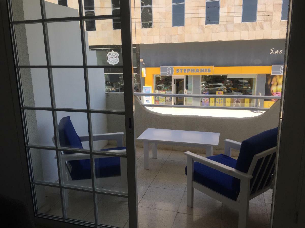 Modern Apartment In Paphos Town Centre מראה חיצוני תמונה