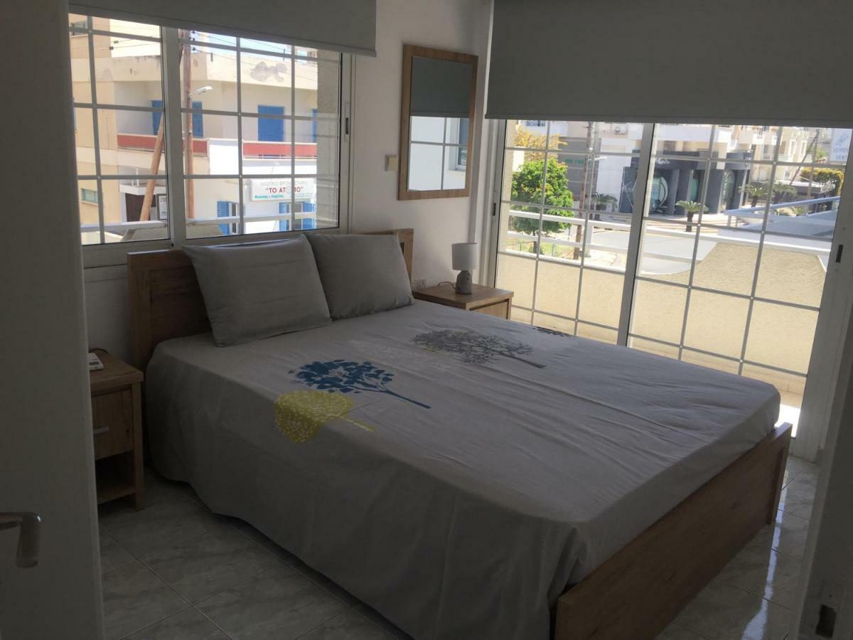 Modern Apartment In Paphos Town Centre מראה חיצוני תמונה